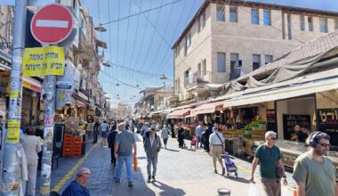 In Jerusalem market, hostage release and ceasefire inspire both optimism and anxiety