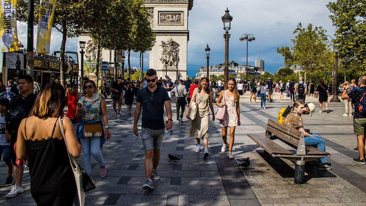 Riche, pauvre, « aisé », classe moyenne : à quelle catégorie de la population appartenez-vous ?