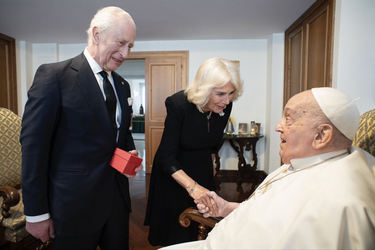 King Charles, queen to have historic meeting with pope at Vatican