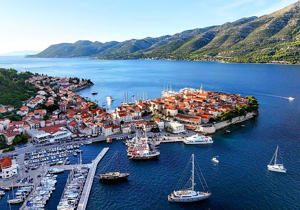 Croatia and Expedia partner to protect the Adriatic