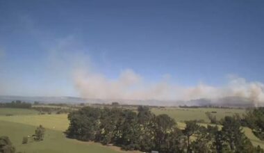 Multiple large fires in Kaikōura, schools and homes evacuated