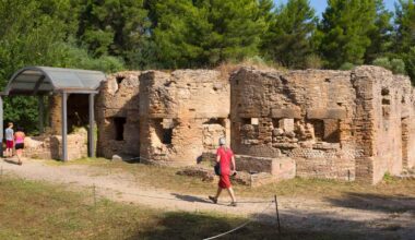 Woman Returns 2,400 Year-Old Relic to Greece 60 Years After Stealing It