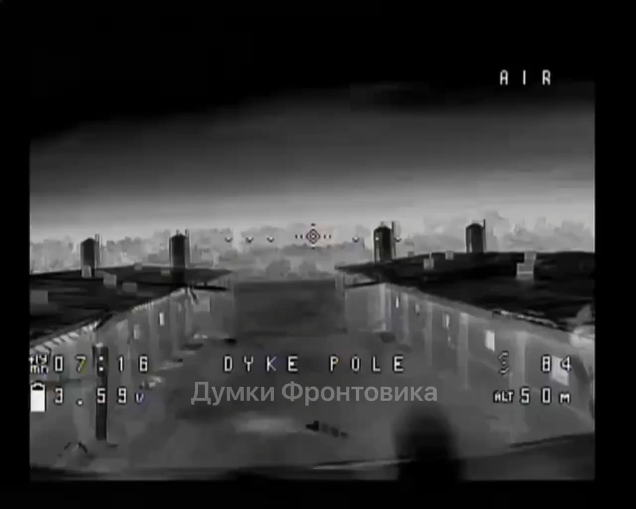 Ukrainian drone strikes russian drone operator who has just launched his drone