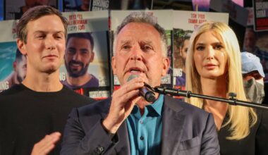 Trump Envoy Steve Witkoff Booed During Gaza Ceasefire Rally