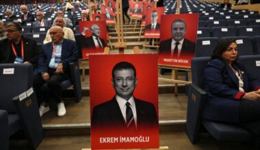 ‘Defect or be jailed’: opposition mayors face new threat in Turkey