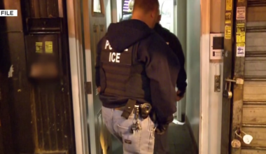 Ex-Border Patrol agent in Arizona sheds light on White House push for deportations