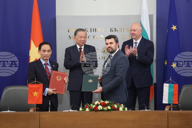 Day Two of Bulgaria Visit of Vietnam's Communist Party Leader