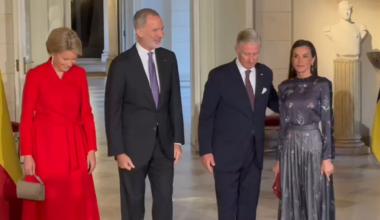 Spain's King Felipe VI and Queen Letizia arrive in Brussels, greeted by Queen Mathilde and King