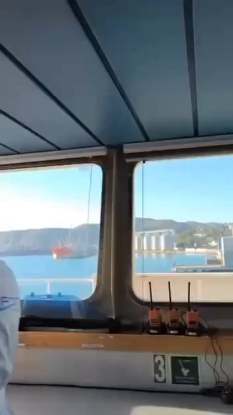 Close-up video of a surface drone strike at Tuapse's 6th oil pier, filmed by foreign workers on September 24th, 2025, Russia.