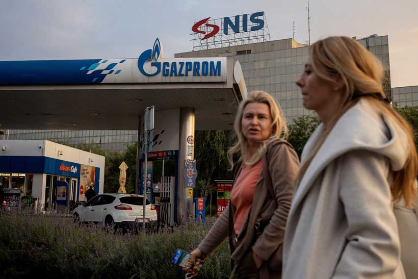 Serbia's Leader Vows to Protect National Stake in NIS oil company