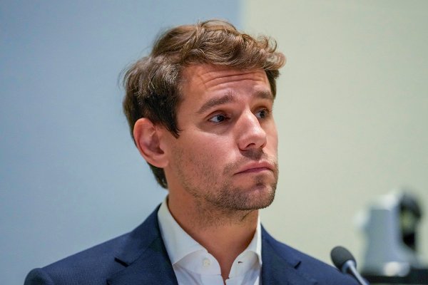 Oslo 20231024. 
Magnus Birkelund (FrP) under pressetreff på Oslo rådhus hvor FrP, KrF, Venstre og Høyre presenterer samarbeidsavtale for nytt byråd i Oslo.
Foto: Beate Oma Dahle / NTB