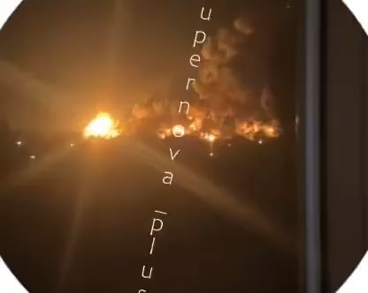 Russian air defense wildly firing around  burning oil depot, Fedosia, Crimea