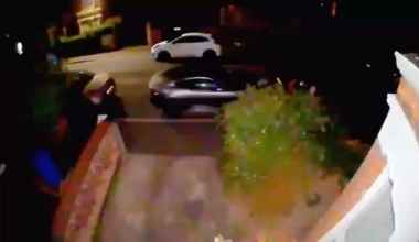 Scammed? Woman knocked on my door at 1am claiming to be locked out and needed £15 to go to friend’s house where she left her keys. Gave me an iPad as collateral.