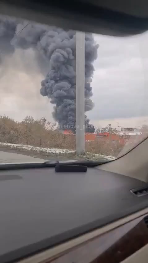 Russian Telegram channels report a large fire at the Zavod Pripoev plant in Novosibirsk, Russia. The plant produces electronics and microcircuits and is a part of Russia's military-industrial production.