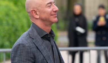 Jeff Bezos Sees Millions Living In Space In Coming Decades, Elon Musk Says Mars Colony Needs 100K People - Amazon.com (NASDAQ:AMZN)