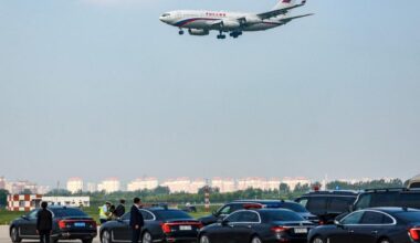 Russia Grounds Ambitions: Massive Cuts to Aviation, Shipbuilding Budgets. Russia plans to cut funding for aircraft and shipbuilding projects in 2026 by more than half, slashing airline subsidies to zero.