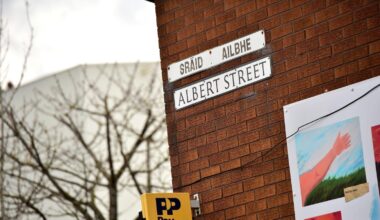 Belfast City Council passes new policy on Irish language