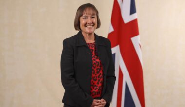 Row breaks out over Welsh Secretary's cost of independence claims