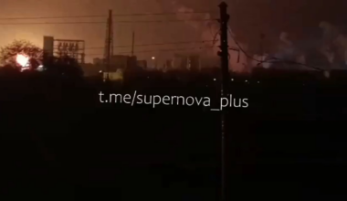 A recording of the fire Novokuybyshevsk oil refinery in russia last night, supposedly almost as soon as it happened.