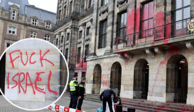 Koninklijk Paleis op de Dam beklad met rode verf door Palestine Action NL
