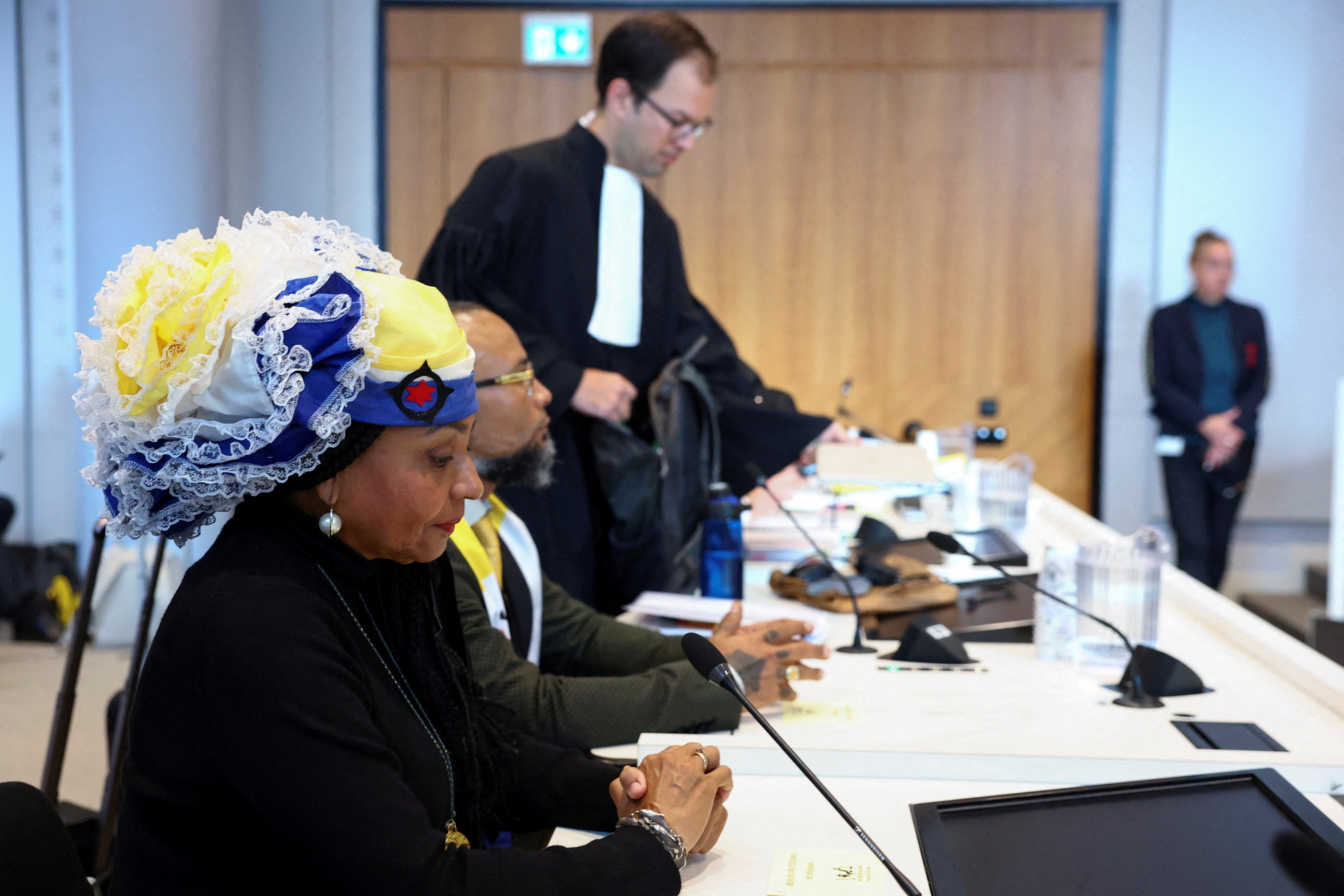 Plaintiffs Jackie Bernabela and Angelo Vrolijk in the court