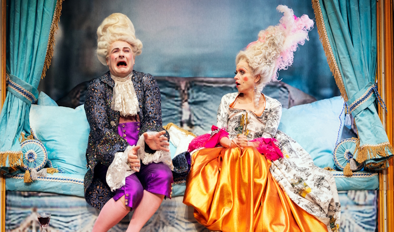 Wilde Theaterkomödie „Marie-Antoinette“ - LokalKlick.eu