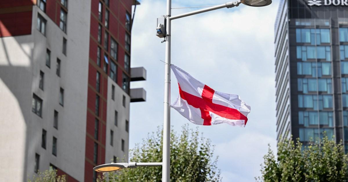 London council 'tore down 80 Union Jack and St George's flags in two days' | News UK