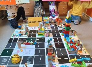 Lietuva dalyvauja „ES programavimo savaitėje“: dalyviai koduoja su makaronais ir stato raketas