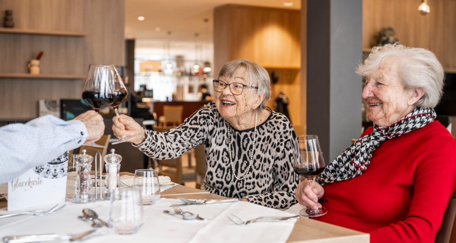 Zurück in die Gemeinschaft - Seniorweb Schweiz