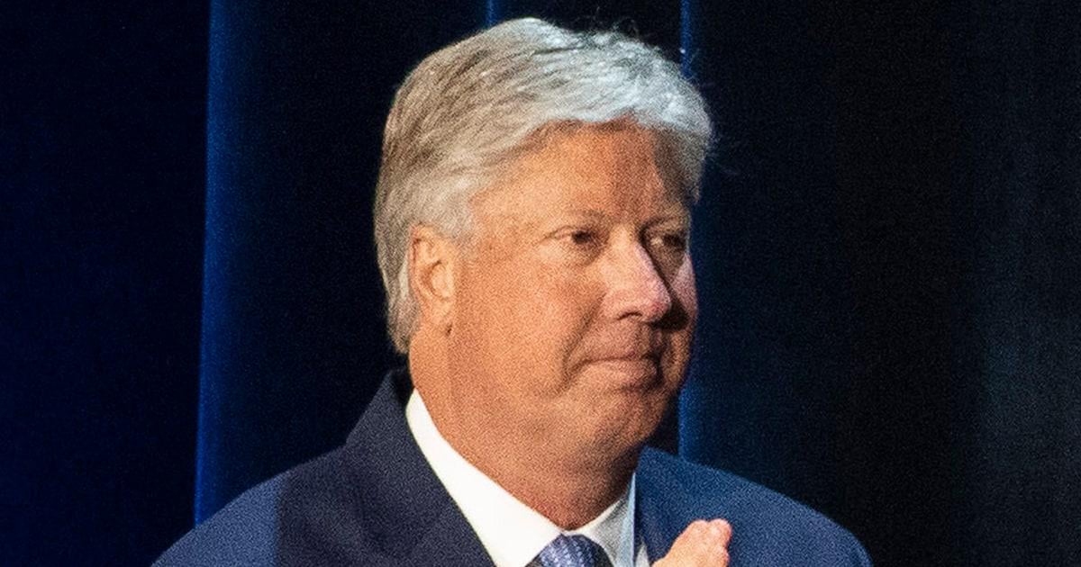 Robert Morris, Texas megachurch pastor, pleads guilty to sexually abusing a child