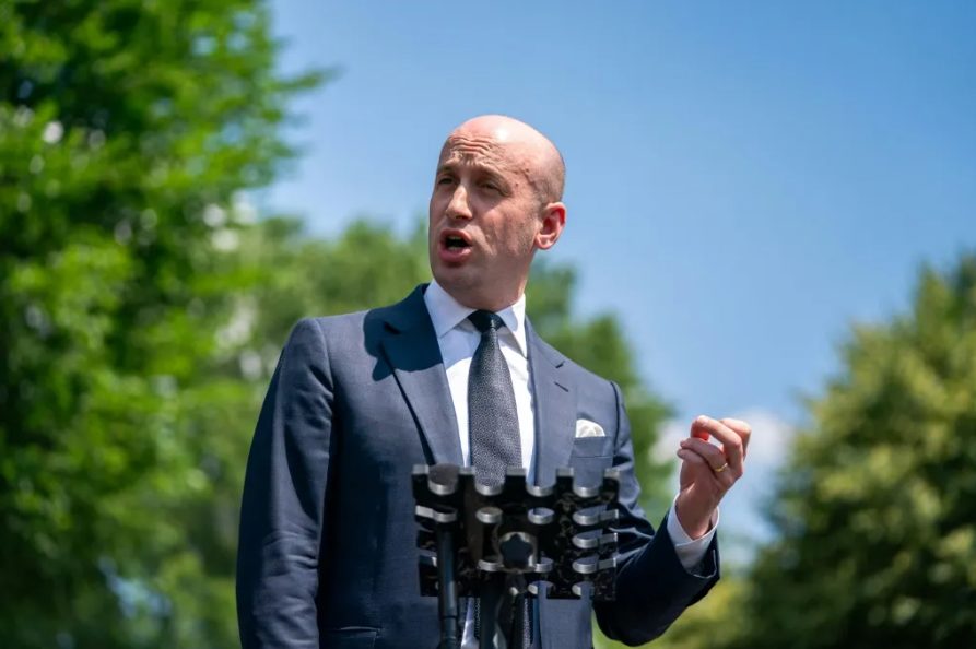 Top Trump Officials Ramp Up Pressure for Military Strikes in Venezuela to Oust Maduro