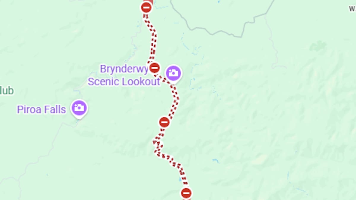 State Highway 1, Brynderwyns closed after serious truck crash, major delays expected