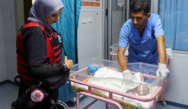 Situation for mothers and babies in Gaza has 'never been worse', says UNICEF