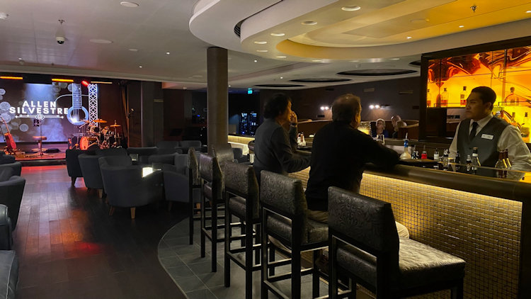 Viking Saturn Torshavn nightclub