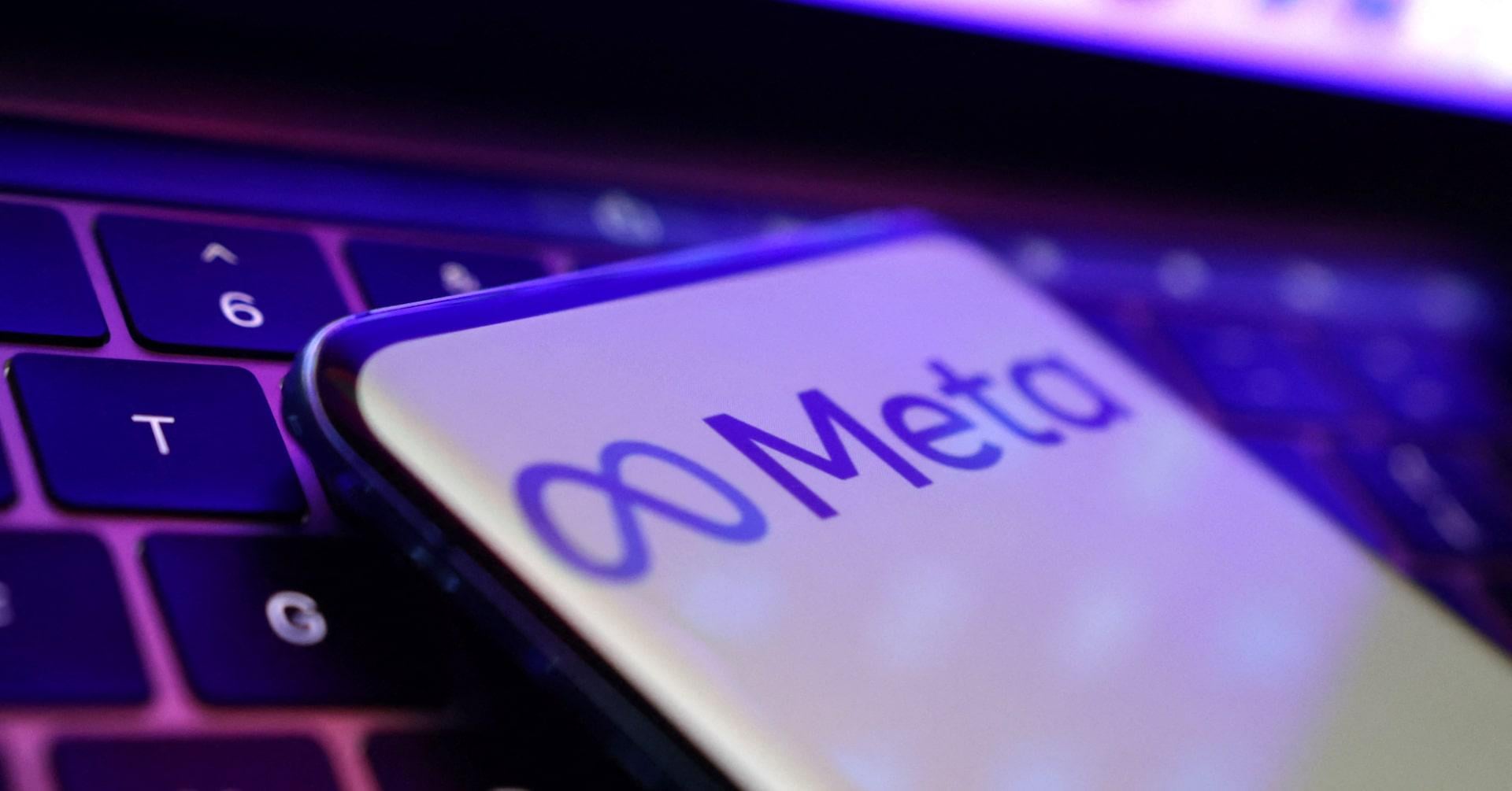 Dutch court orders Meta to change Facebook and Instagram timeline settings