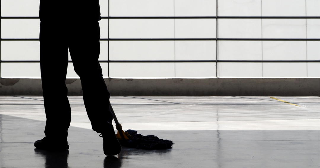 USA: Migrant janitors in Minnesota protest alleged age discrimination & dismissal by outsourced contractor, Kleen-Tech; incl. non-response from co.'s private equity investor