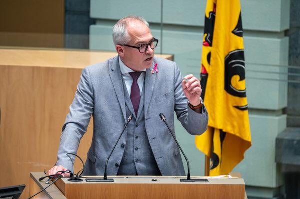 Minister president: Privacy guarantees needed before approving ‘chat control’ legislation