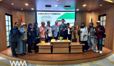 Iran Proposes Naming BRICS Award After National Poets