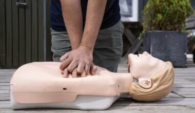 Hver tredje vil ikke fjerne kvinders bh ved genoplivning efter hjertestop