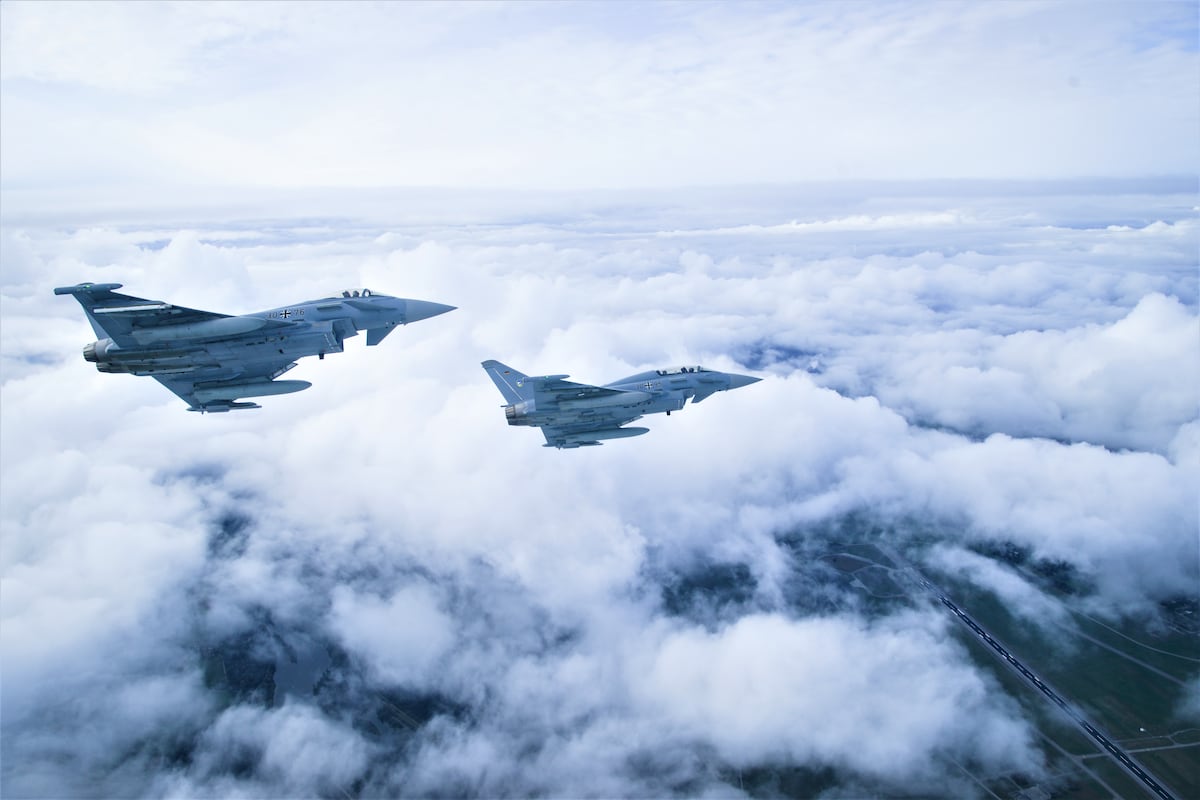 Turkey signs $10.7 billion deal with UK for 20 Eurofighter jets