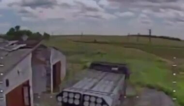 Ukrainian drone hits North Korean M1991 MRL system causing it to fire through its cab