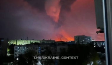 Russian civilians are filming the attacks and the explosion at the Novokuibyshevsk oil refinery, Samara Oblast. The plant has an annual capacity of 7.9 million tons and is ~900 km from the frontline. 19/10/2025