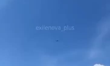 Russian civilians are filming the attack on the oil refinery in Orsk, Orenburg Oblast, which is currently under attack by Ukrainian "Liutyi" UAVs. Orsk oil refinery has a capacity of 6.6 million tons of oil per year and is located ~1500 km from the frontline.