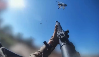 "Freedom of Russia" Legion fighter shot down Russian FPV flying towards his vehicle at the last moment, Zaporizhzhia direction