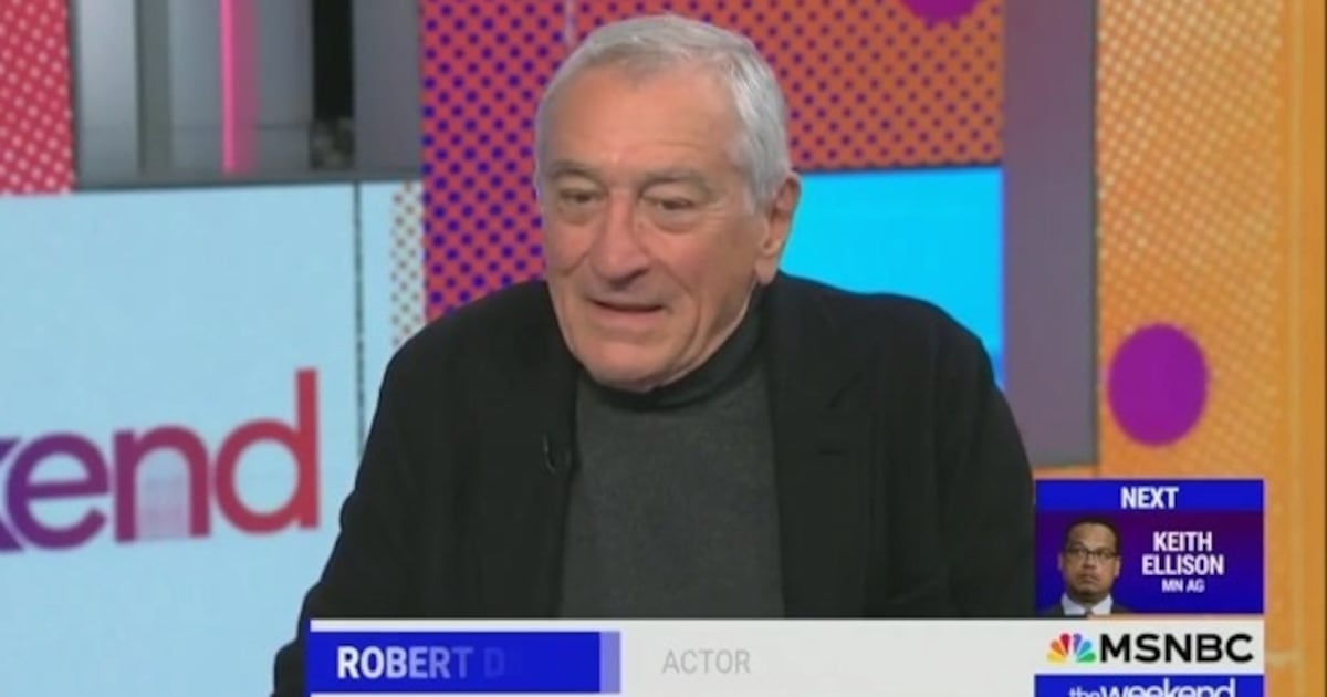 Actor Robert De Niro Blasts ‘Nazi’ White House Deputy Chief of Staff Stephen Miller