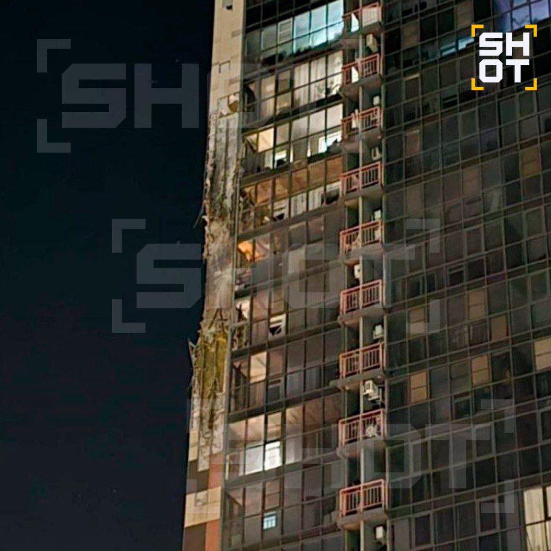 Невідомі дрони атакували Ростовську область, пошкоджено будинки та автомобілі