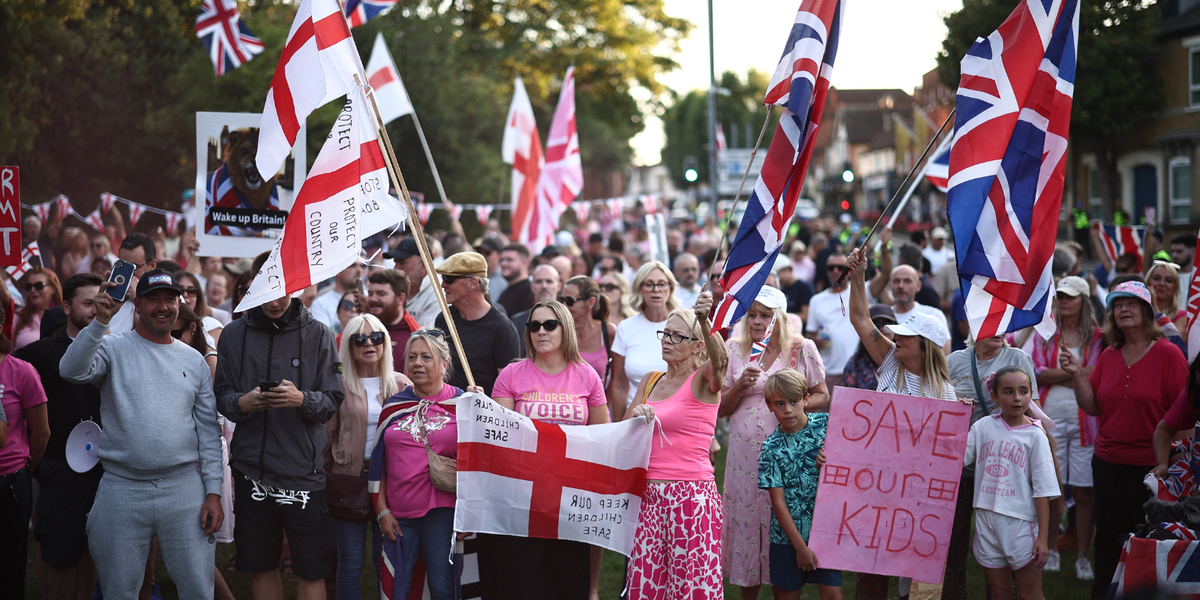 Billions of taxpayer money 'wasted' on 'chaotic' asylum hotel system