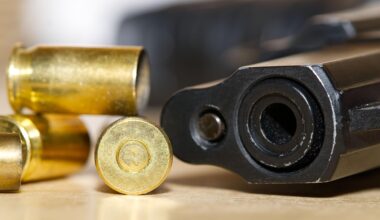En España hay más de 2,6 millones de armas con licencia. Propiedad de 1,4 millones de personas con licencia de armas.
