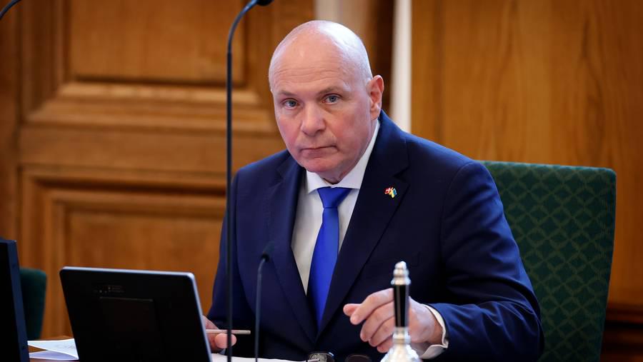 Efter blank afvisning: Nu erkender Gade - Folketingets formand, Søren Gade (Venstre), erkender nu, at han faktisk har haft kontakt til selskab, der har forsøgt at sælge kurser til folketingsmedlemmer ved at bruge hans navn