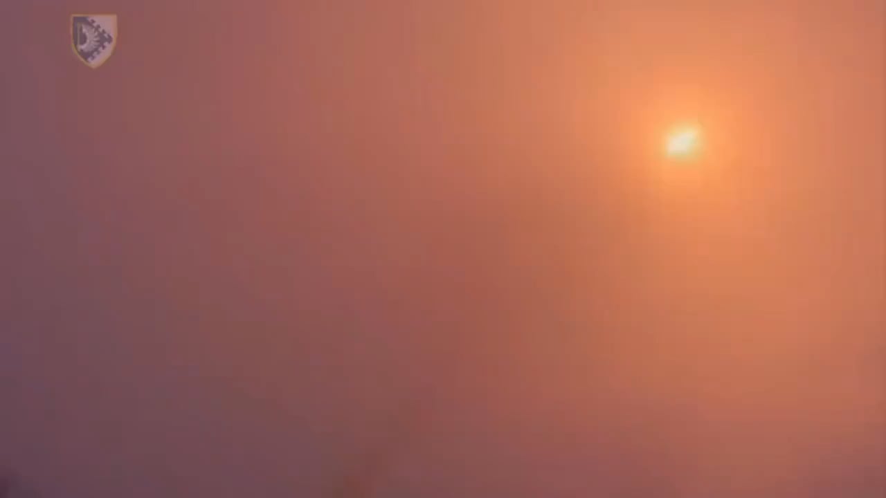 Footage of a Ukrainian air defense system shooting down a Russian Iskander-K ground-based cruise missile. 10/10/2025